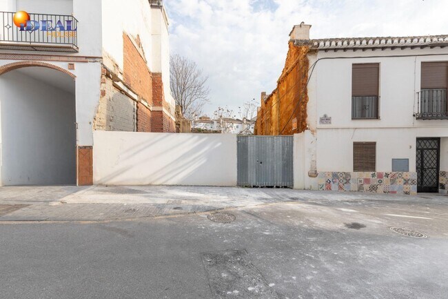 Más detalles de del Rosal, 1, Cájar - Terreno en venta