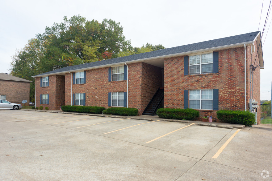 284 Rue Le Mans Dr, Clarksville, TN en venta - Foto del edificio - Imagen 3 de 8