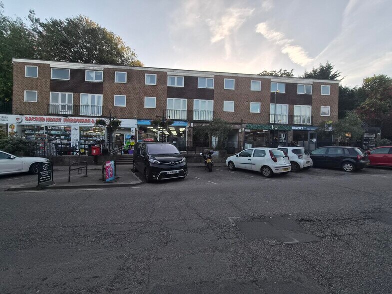 Hartfield Rd, Forest Row en venta - Foto del edificio - Imagen 3 de 7