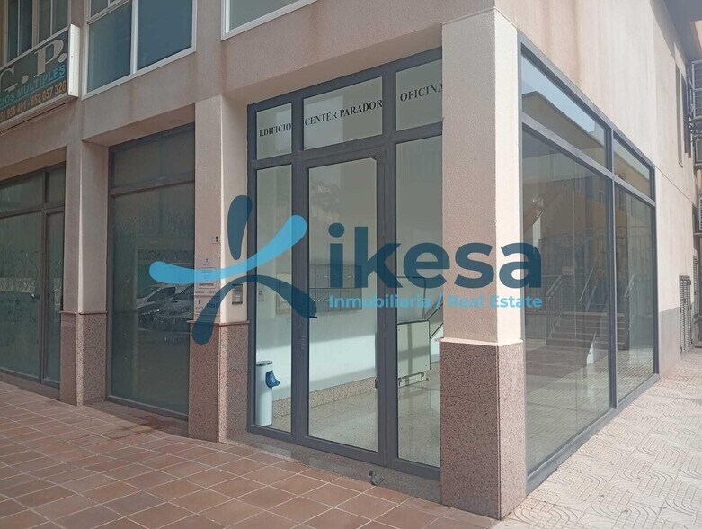 Local en Roquetas de Mar, Almería en venta - Foto del edificio - Imagen 3 de 14