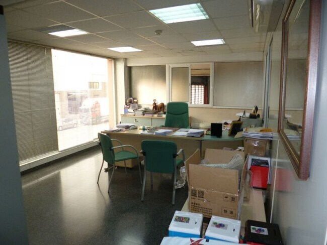 Más detalles de Carrer d'Arenys, Malgrat de Mar - Nave en venta