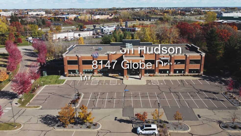 8147 Globe Dr, Woodbury, MN en alquiler - Vídeo de anuncio comercial - Imagen 2 de 15