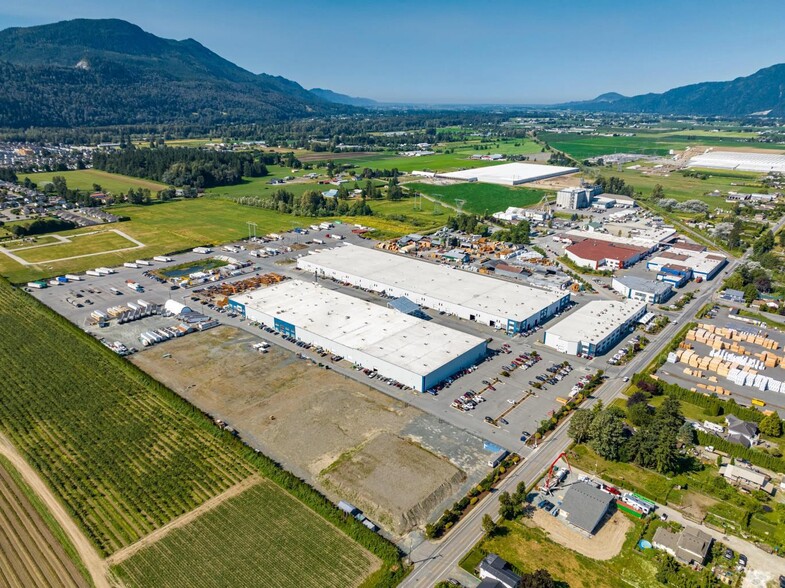 44500 S Sumas Rd, Chilliwack, BC en alquiler - Foto del edificio - Imagen 3 de 31