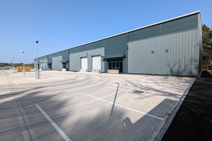 Beacon Hill Rd, Fleet en alquiler - Foto del edificio - Imagen 3 de 15