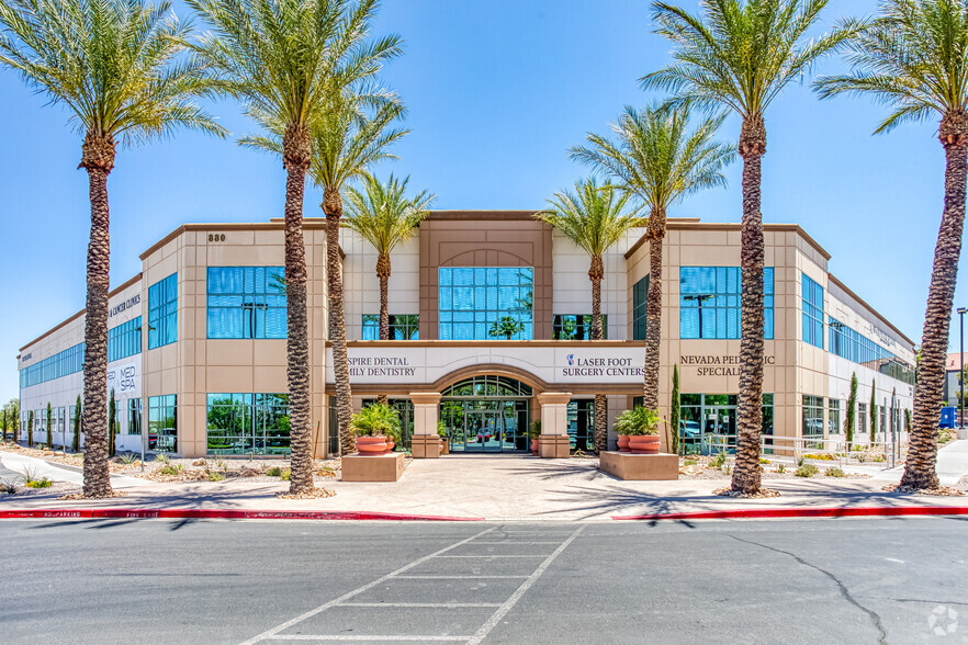 880 Seven Hills Dr, Henderson, NV en alquiler - Foto del edificio - Imagen 1 de 10