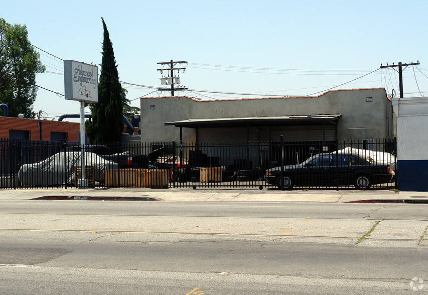 735 N Centinela Ave, Inglewood, CA en alquiler - Foto del edificio - Imagen 2 de 2