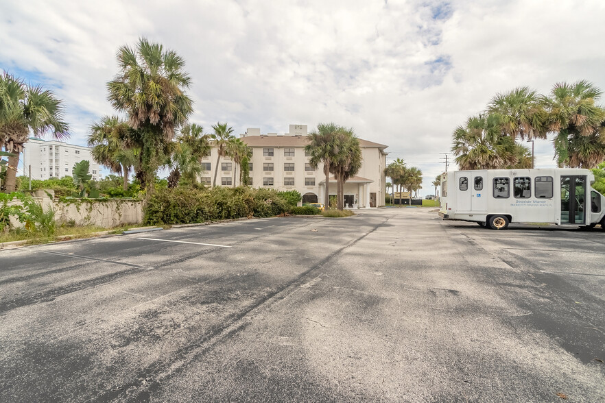 1050 Ocean Shore Blvd, Ormond Beach, FL en venta - Foto del edificio - Imagen 2 de 39