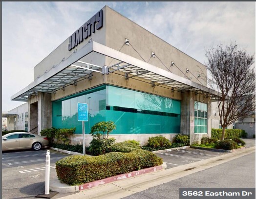 3562-3582 Eastham Dr, Culver City, CA en alquiler - Foto del edificio - Imagen 1 de 12