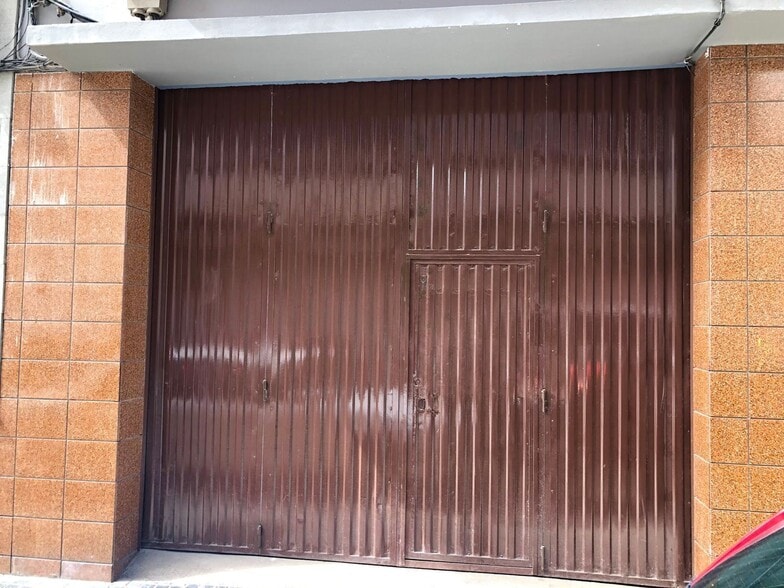 Calle Suárez Naranjo, 81, Las Palmas de Gran Canaria, Las Palmas en venta - Foto del edificio - Imagen 2 de 10
