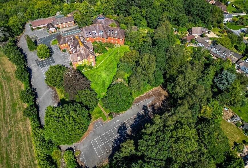 Furzehill, Wimborne en venta - Foto del edificio - Imagen 2 de 11