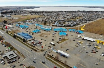 75 Hewlett Park Landing Anchored By No Frills, Sylvan Lake, AB - VISTA AÉREA  vista de mapa - Image1