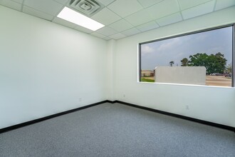 6613 Gant Rd, Houston, TX en alquiler Foto del interior- Imagen 1 de 6