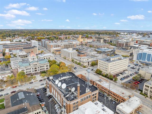 414 E Walnut St, Green Bay, WI en venta - Foto del edificio - Imagen 3 de 88