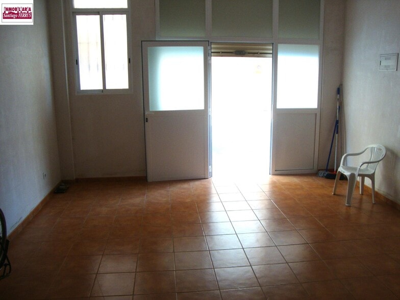 Local en Almussafes, Valencia en venta - Foto del edificio - Imagen 3 de 4