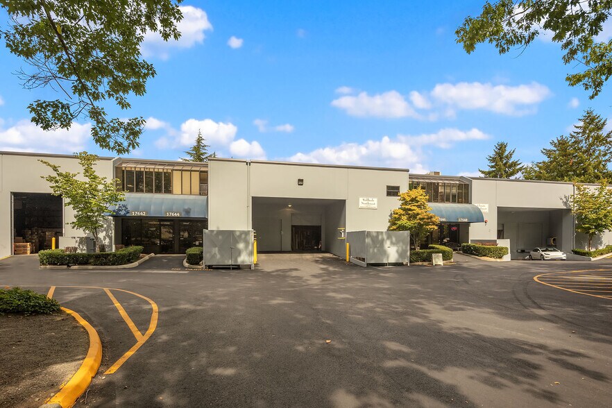 17640-17650 NE 65th St, Redmond, WA en alquiler - Foto del edificio - Imagen 3 de 5