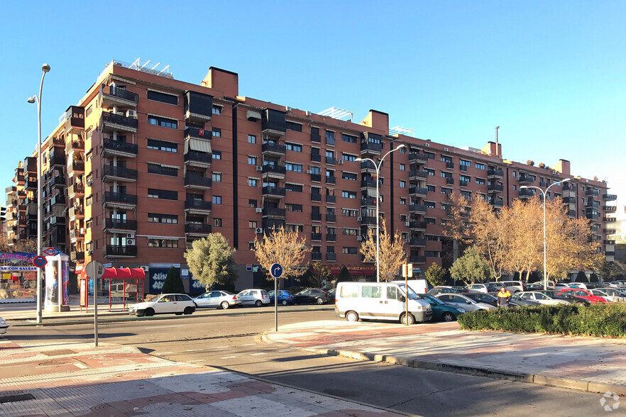 Calle Ministro Fernández Ordóñez, 1, Alcorcón, Madrid en alquiler - Foto principal - Imagen 1 de 2