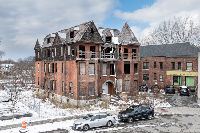 Más detalles de 263 Washington St, Binghamton, NY - Edificio residencial​ para subasta