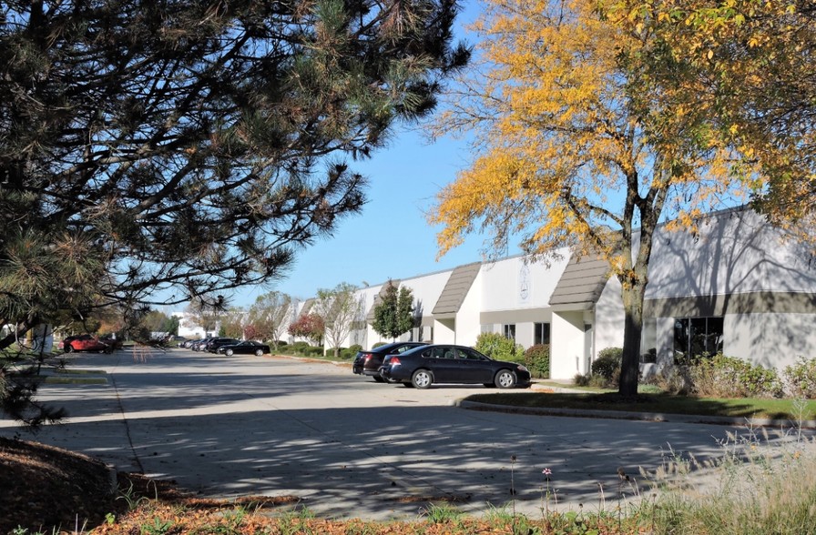 1701 Quincy Ave, Naperville, IL en alquiler - Foto del edificio - Imagen 1 de 20