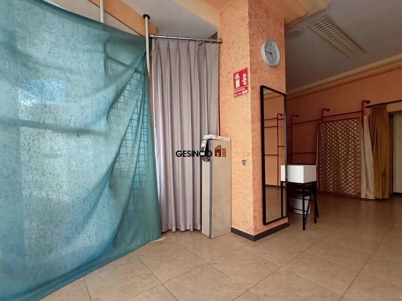 Local en Ontinyent, Valencia en venta - Foto del edificio - Imagen 3 de 7