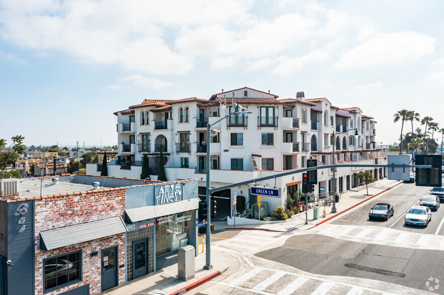 2001 Artesia Blvd, Redondo Beach, CA en alquiler - Foto del edificio - Imagen 3 de 17