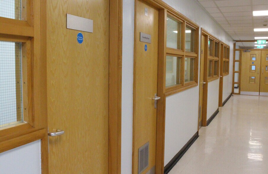 Dover Dr, Ellesmere Port en alquiler - Foto del interior - Imagen 3 de 8