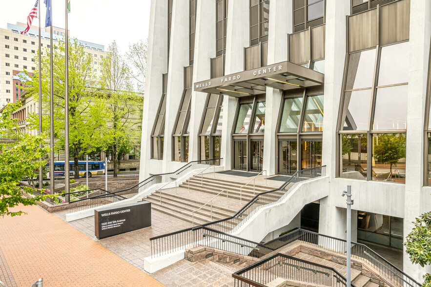 1300 SW Fifth Ave, Portland, OR en alquiler - Foto del edificio - Imagen 3 de 4