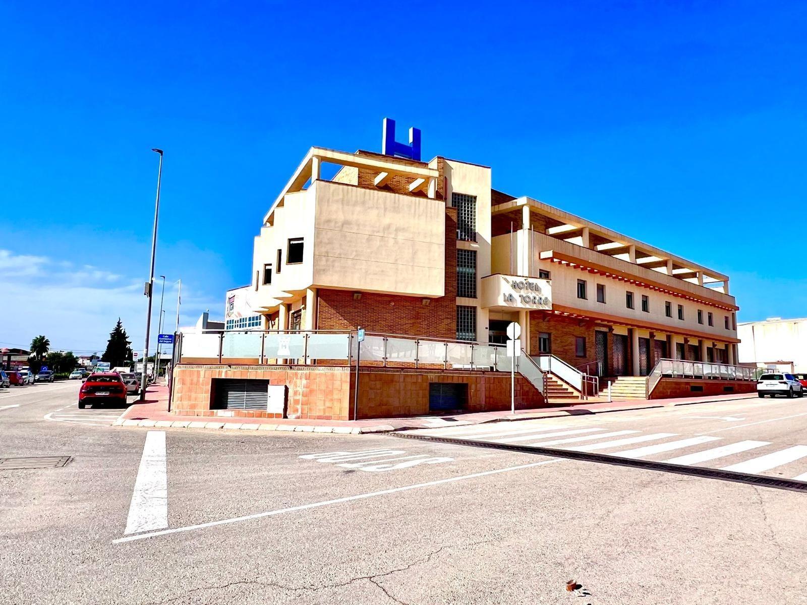 Hotel y hospedaje en Los Montesinos, Alicante en venta Foto del edificio- Imagen 1 de 31