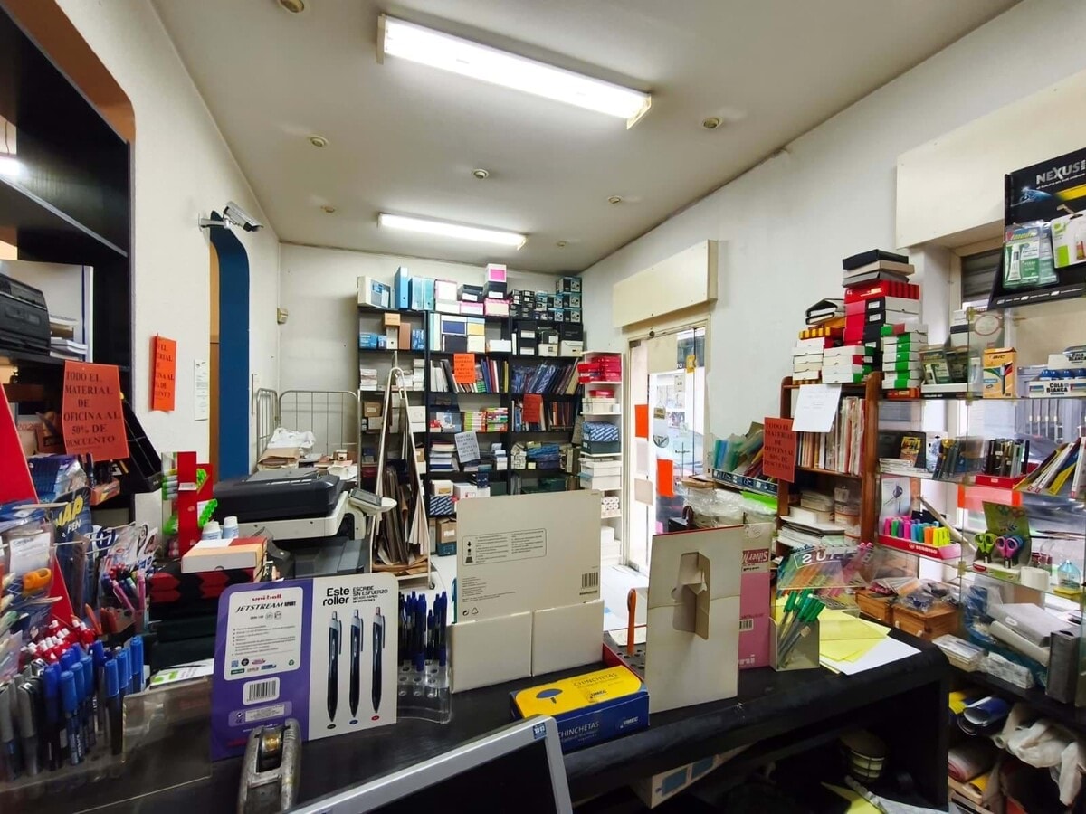 Madrid, MAD 28028 - Unidad Puerta Izquierda -  - Foto del interior - Image 1 of 15