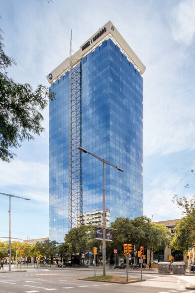 Carrer de Tarragona, 141, Barcelona, Barcelona en alquiler - Foto del edificio - Imagen 2 de 5