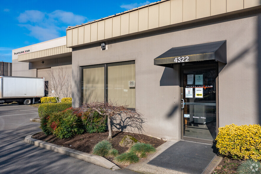 4322-4338 NW Yeon Ave, Portland, OR en alquiler - Foto del edificio - Imagen 2 de 5