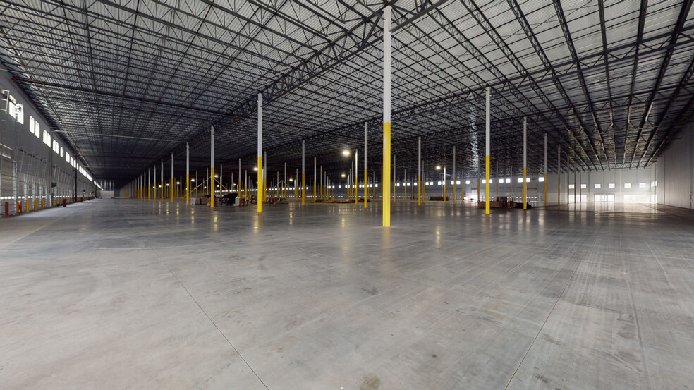 3905 Commerce Center Blvd, Bethlehem, PA en alquiler - Matterport 3D Scan - Imagen 2 de 17