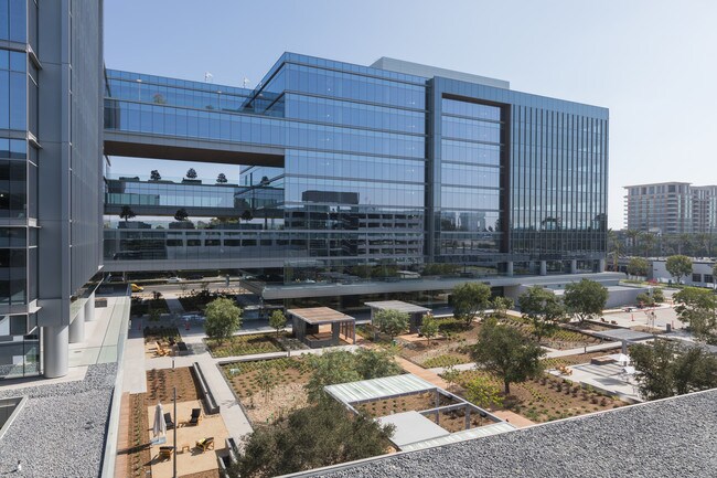 Más detalles de 18565-18575 Jamboree Rd, Irvine, CA - Oficina en alquiler