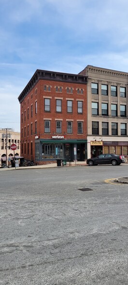 180 Main St, Northampton, MA en alquiler - Foto del edificio - Imagen 2 de 2