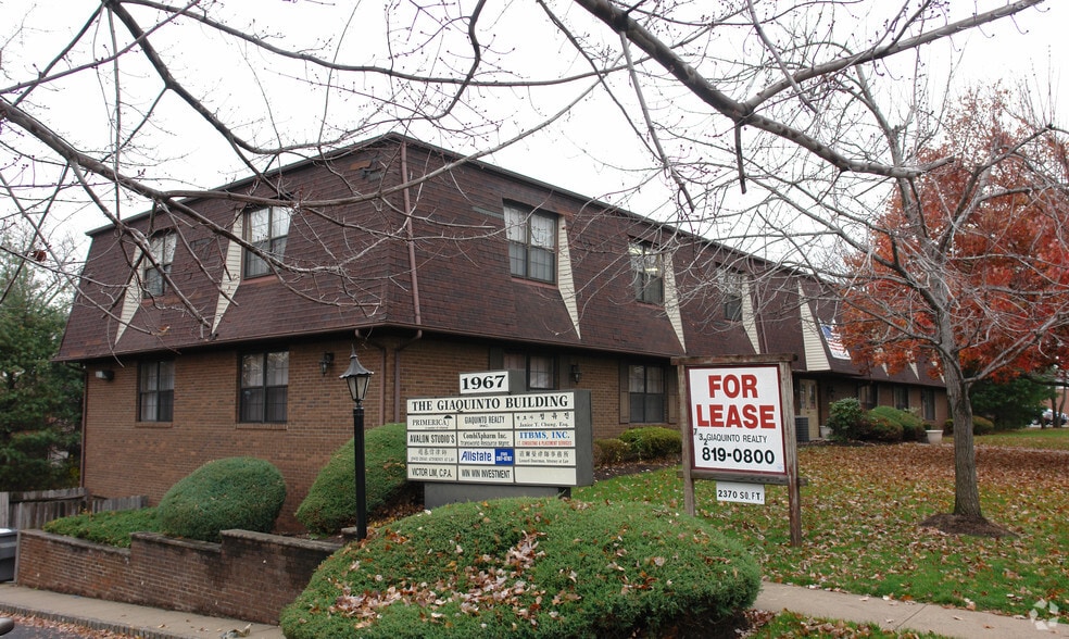 1967 Lincoln Hwy, Edison, NJ en alquiler - Foto del edificio - Imagen 3 de 45