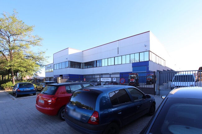 Más detalles de Avenida Recomba, 5, Leganés - Nave en alquiler