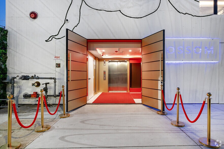 11150 Ventura Blvd, Studio City, CA en venta - Foto del edificio - Imagen 3 de 29