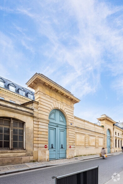 41-43 Rue De Varenne, Paris en venta - Foto del edificio - Imagen 2 de 3