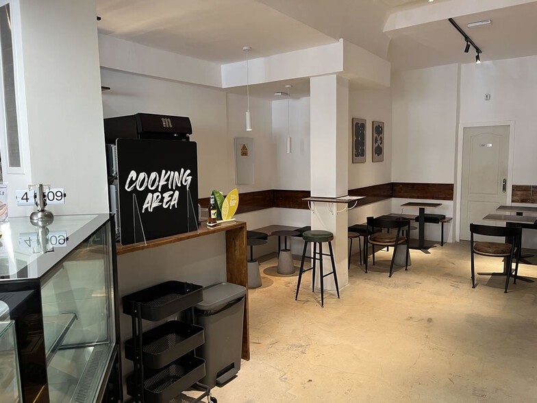 Local en Madrid, Madrid en alquiler - Foto del edificio - Imagen 3 de 5