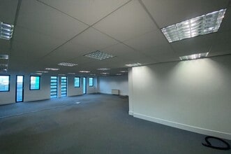9-11 Corporation Sq, Belfast en venta Foto del interior- Imagen 2 de 2