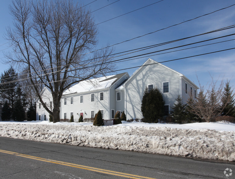 6 Creamery Brk, East Granby, CT en venta - Foto del edificio - Imagen 1 de 18