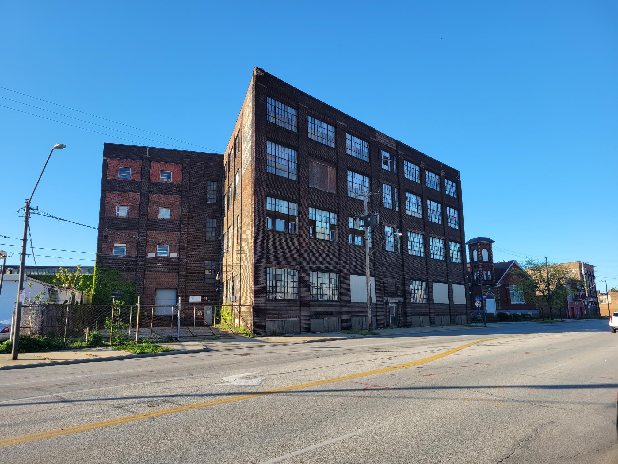 7209 St Clair Ave, Cleveland, OH en venta Foto principal- Imagen 1 de 2