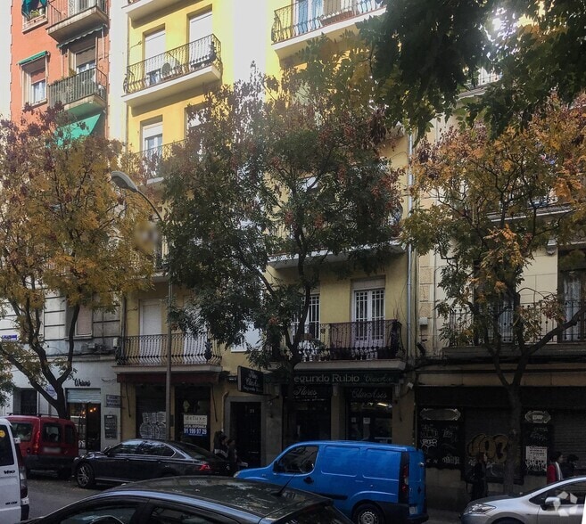 Calle de Bretón de los Herreros, 21, Madrid, Madrid en venta - Foto del edificio - Imagen 2 de 2