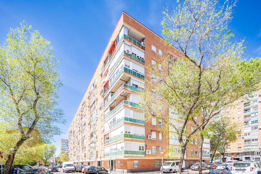 Oficina en Madrid, Madrid en alquiler - Foto del edificio - Imagen 1 de 8