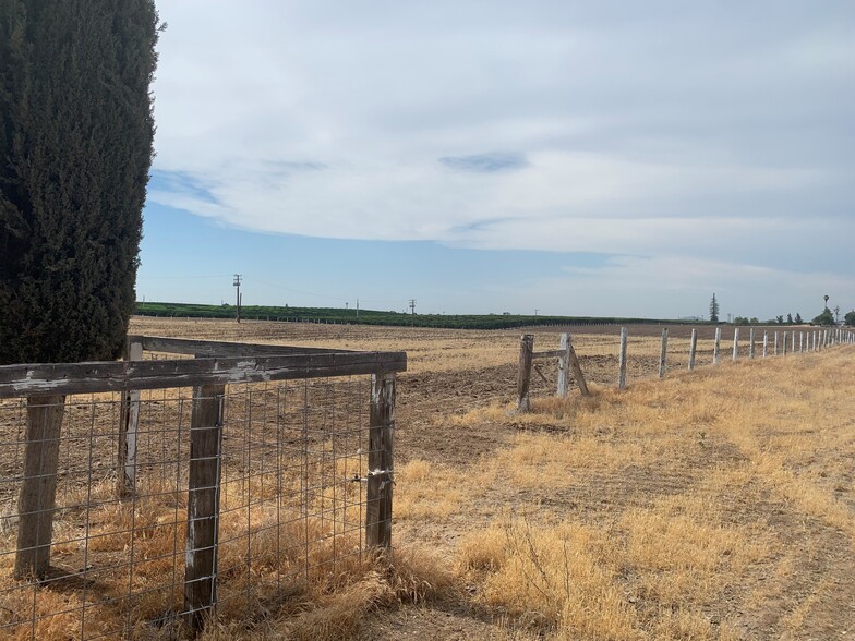 Avenue 116, Porterville, CA en venta - Foto del edificio - Imagen 3 de 5