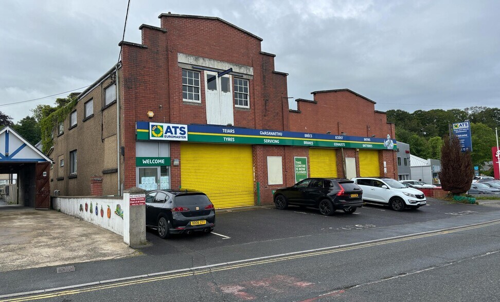 New Rd, Newcastle Emlyn en venta - Foto del edificio - Imagen 1 de 2