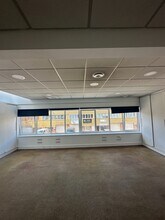 21 Wadsworth Rd, Greenford en alquiler Foto del interior- Imagen 2 de 5