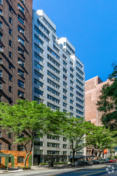 230 E 79th St, New York, NY en venta - Foto del edificio - Imagen 2 de 3