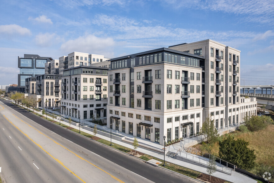 838 Morrison Dr, Charleston, SC en alquiler - Foto del edificio - Imagen 1 de 82