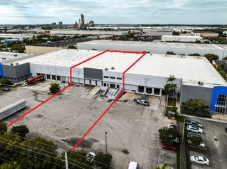 Más detalles para 12860-12864 NW South River Dr, Medley, FL - Nave en alquiler