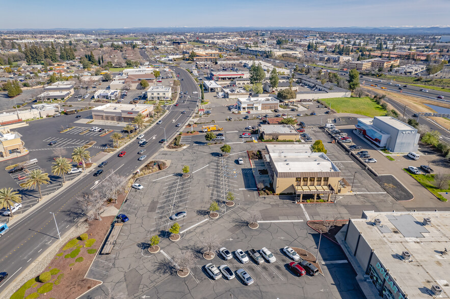 110 Harding Blvd, Roseville, CA en venta - Foto del edificio - Imagen 3 de 10